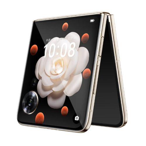 Honor Magic V Flip Fold front