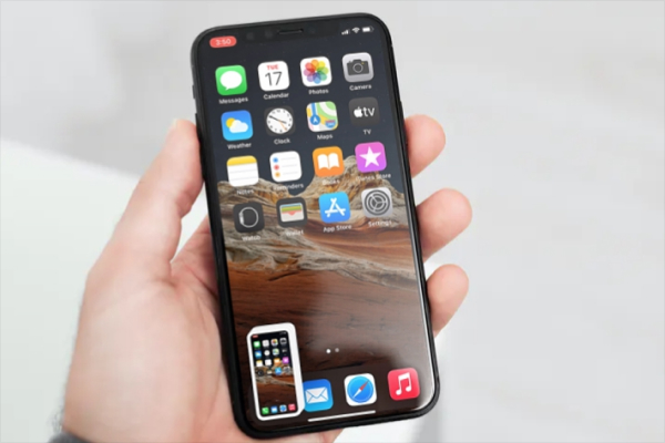 Tips for power users to optimize iPhone scrolling screenshots, including automating storage, converting PDFs, and using Markup for better sharing.