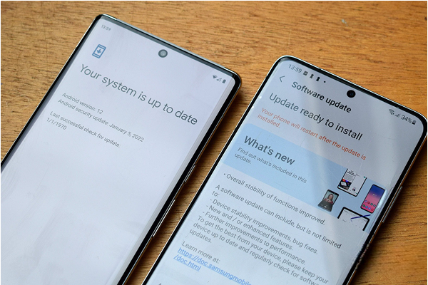 Phone with Android/iOS and regular updates.