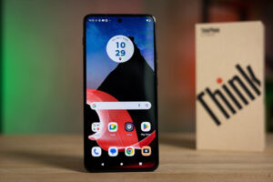 Top 10 Mobile Display Types: OLED, AMOLED, LTPO & More Explained