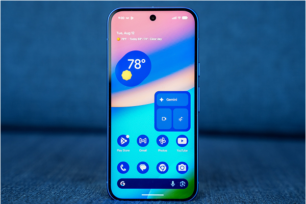 Apps crash or freeze often after system updates on Pixel 10 devices.