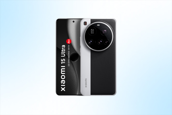 Xiaomi 15 Ultra with large AMOLED display and advanced 200MP quad camera